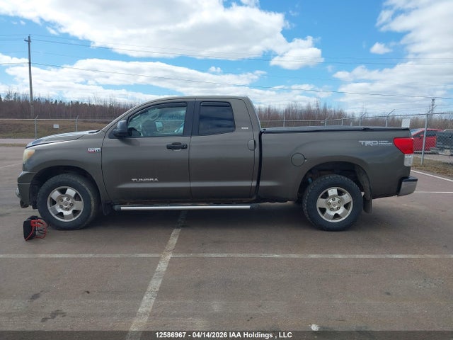 12586967 :رقم المزاد ، 5TFUY5F1XAX129153 vin ، 2010 Toyota Tundra Sr5 5.7l V8 مزاد بيع