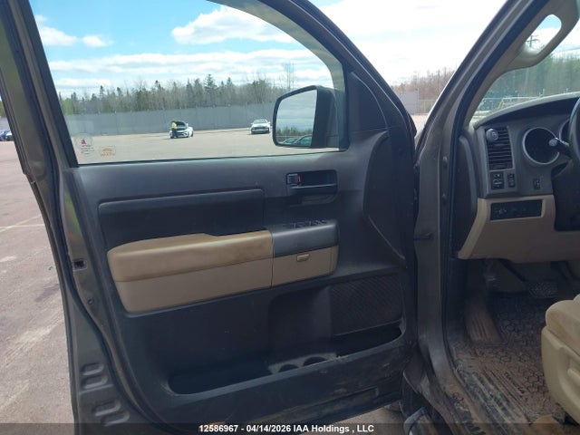 12586967 :رقم المزاد ، 5TFUY5F1XAX129153 vin ، 2010 Toyota Tundra Sr5 5.7l V8 مزاد بيع