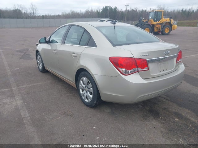 12607061 :رقم المزاد ، 1G1PC5SB7E7360794 vin ، 2014 Chevrolet Cruze 1lt مزاد بيع