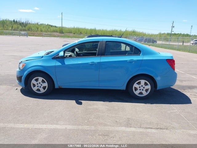 Продаж на аукціоні авто 2014 Chevrolet Sonic Ls Manual, vin: 1G1JB5EH6E4172634, номер лоту: 12617065