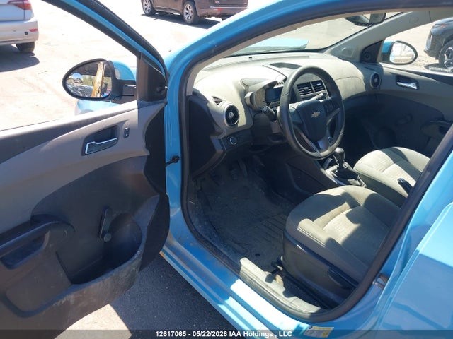 Продаж на аукціоні авто 2014 Chevrolet Sonic Ls Manual, vin: 1G1JB5EH6E4172634, номер лоту: 12617065