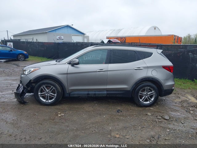 Продажа на аукционе авто 2018 Hyundai Santa Fe Sport 2.4 Base, vin: 5XYZTDLB2JG545812, номер лота: 12617824