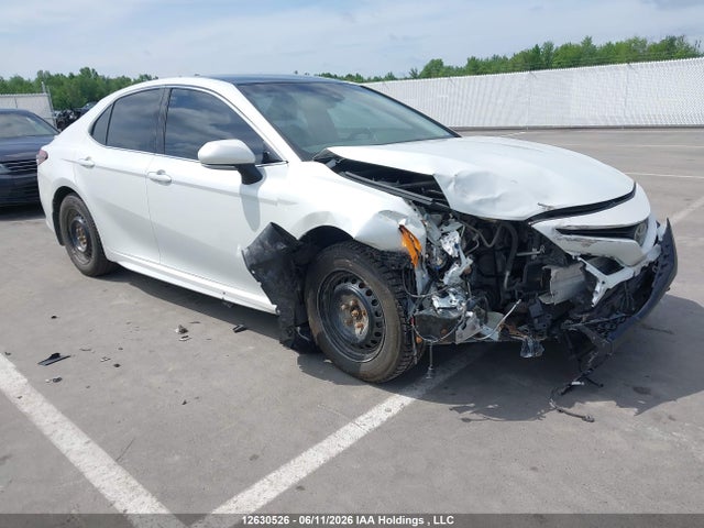 12630526 :رقم المزاد ، 4T1B61HK0JU097418 vin ، 2018 Toyota Camry Xse مزاد بيع