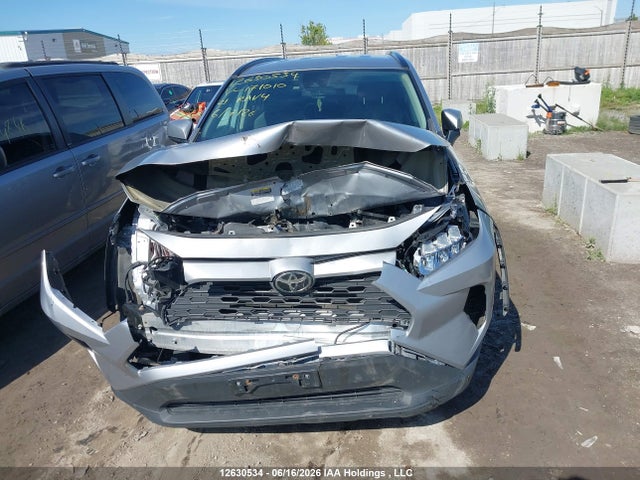2021 Toyota Rav4 მანქანა იყიდება აუქციონზე, vin: 2T3B1RFV0MC171010, აუქციონის ნომერი: 12630534