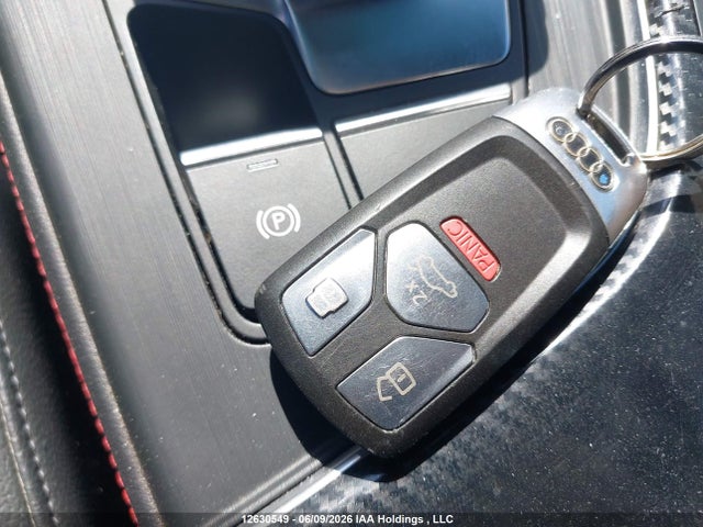 WAUENAF4XKN009542 Audi A4 Premium Plus