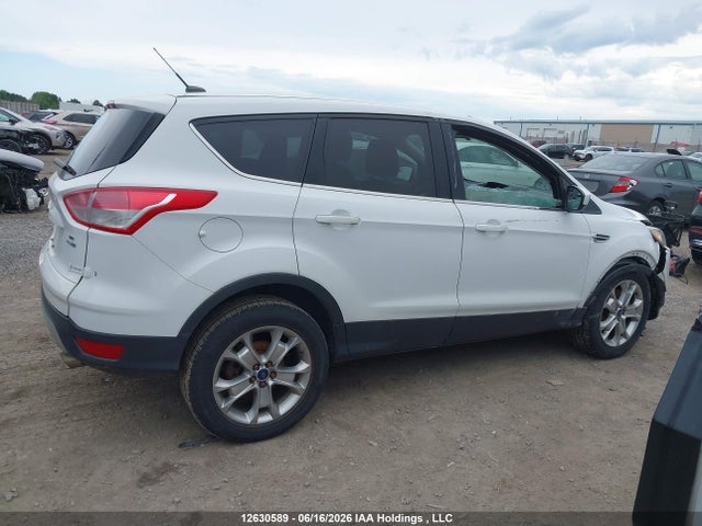 2016 Ford Escape მანქანა იყიდება აუქციონზე, vin: 1FMCU9GX4GUC68735, აუქციონის ნომერი: 12630589