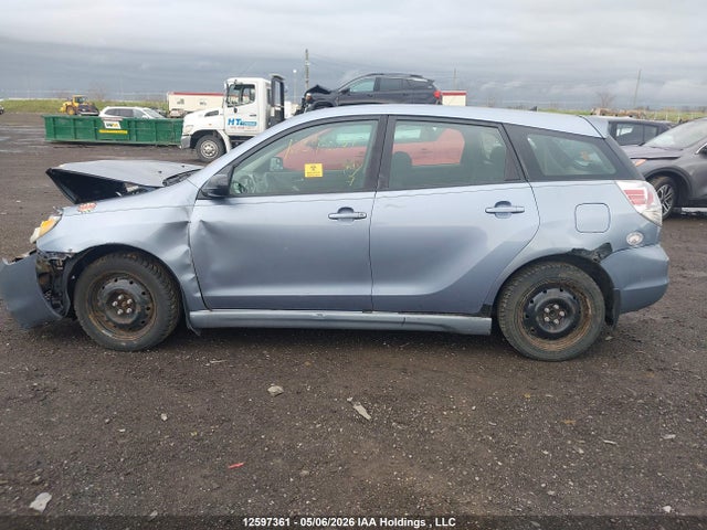 12597361 :رقم المزاد ، 2T1KR32E16C617446 vin ، 2006 Toyota Matrix Wagon مزاد بيع