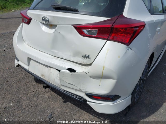 JTNKARJE6GJ511121 Scion IM