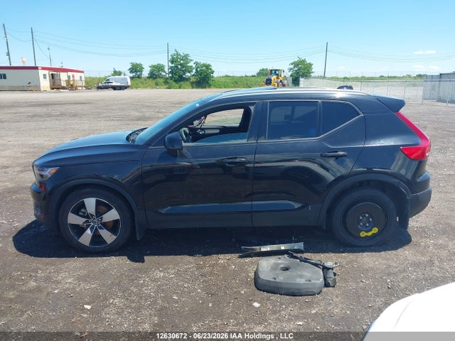 YV4162UK0L2337137 Volvo Xc40 T5 Momentum