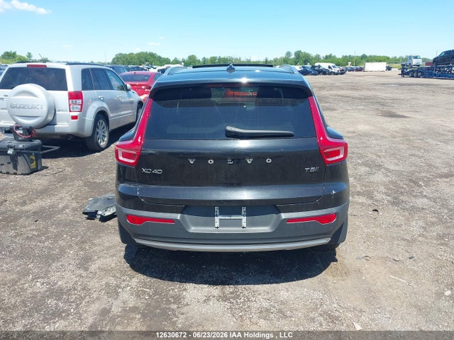 YV4162UK0L2337137 Volvo Xc40 T5 Momentum