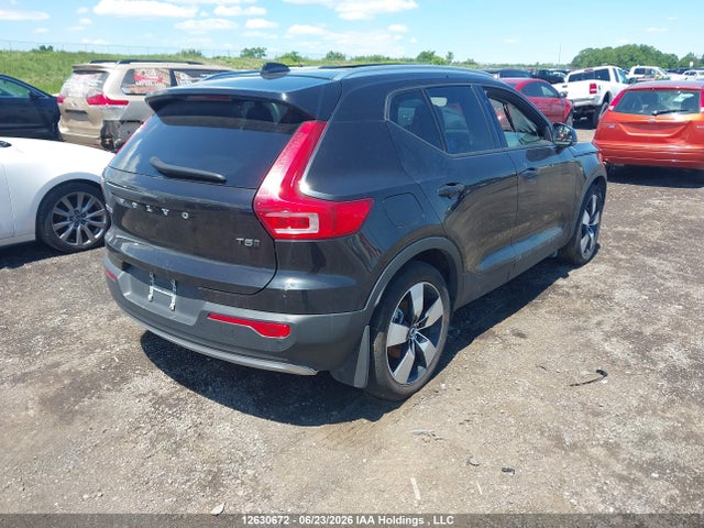 YV4162UK0L2337137 Volvo Xc40 T5 Momentum