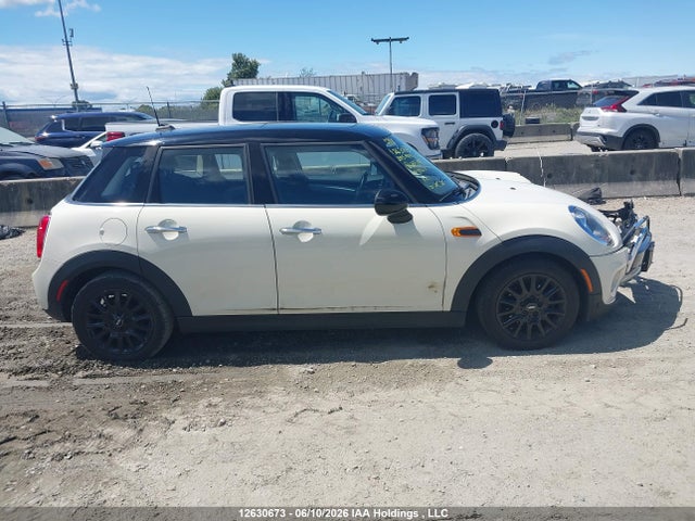 Mini Cooper 2015 WMWXS5C56FT831908 Image 12