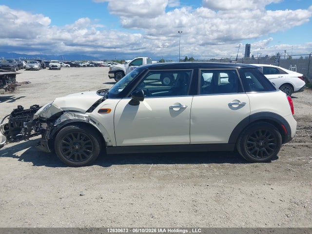Mini Cooper 2015 WMWXS5C56FT831908 Image 13