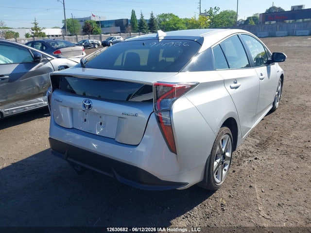 Продажа на аукционе авто 2018 Toyota Prius, vin: JTDKARFU2J3551373, номер лота: 12630682