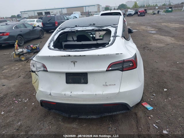 Tesla Model Y Performance 2023 7SAYGDEF9PF665142 Image 15