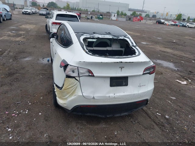 Tesla Model Y Performance 2023 7SAYGDEF9PF665142 Image 6