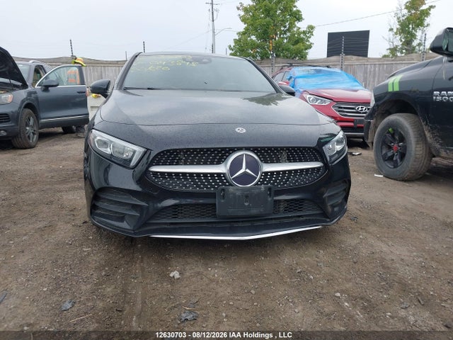 W1K3G4FB3LW043845 Mercedes-Benz A 220 4matic