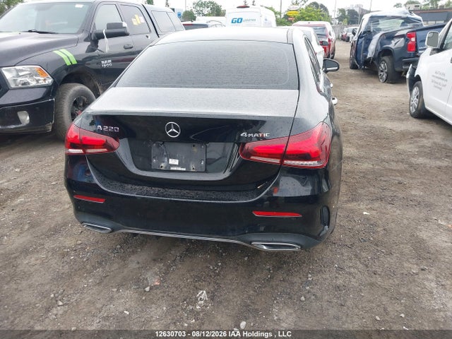 W1K3G4FB3LW043845 Mercedes-Benz A 220 4matic