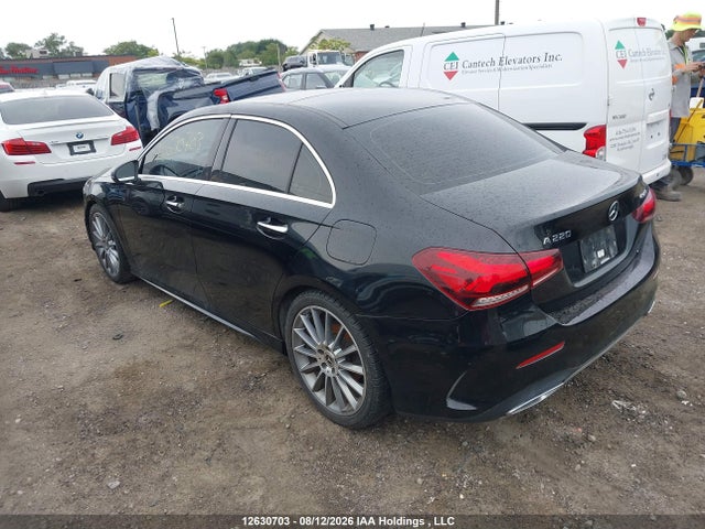 W1K3G4FB3LW043845 Mercedes-Benz A 220 4matic