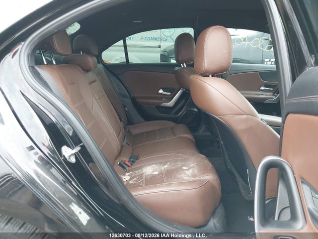 W1K3G4FB3LW043845 Mercedes-Benz A 220 4matic