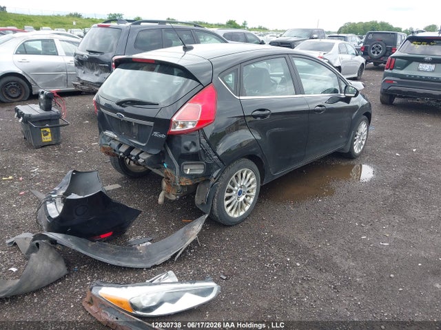 12630738 :رقم المزاد ، 3FADP4FJXFM155283 vin ، 2015 Ford Fiesta Titanium مزاد بيع