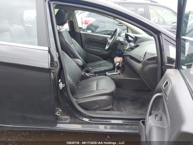 12630738 :رقم المزاد ، 3FADP4FJXFM155283 vin ، 2015 Ford Fiesta Titanium مزاد بيع