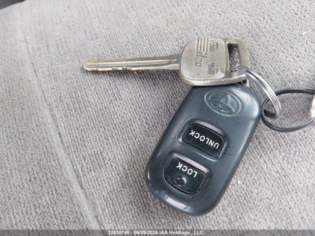 12630746 :رقم المزاد ، 2T1BR32E53C750187 vin ، 2003 Toyota Corolla Ce/le/s مزاد بيع