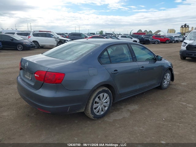12630750 :رقم المزاد ، 3VW2K7AJ0EM217696 vin ، 2014 Volkswagen Jetta 2.0l Trendline+ مزاد بيع