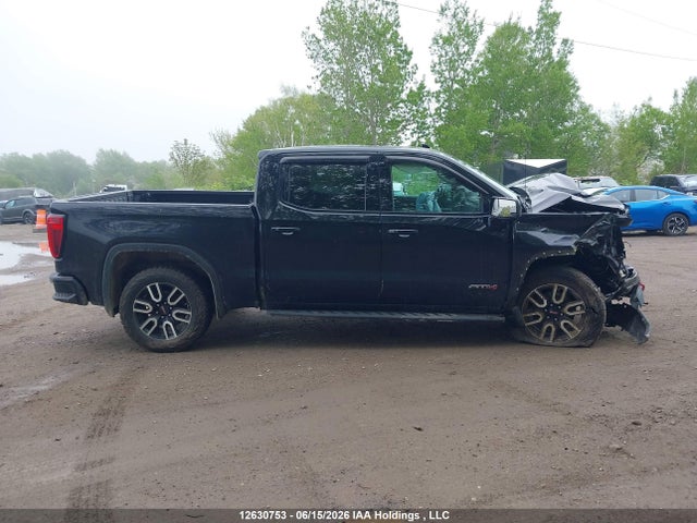 1GTPUEEL9NZ643551 GMC Sierra 1500 At4