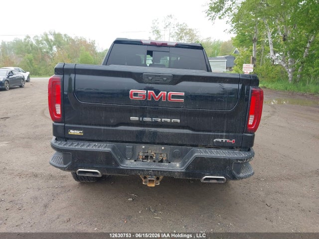 1GTPUEEL9NZ643551 GMC Sierra 1500 At4
