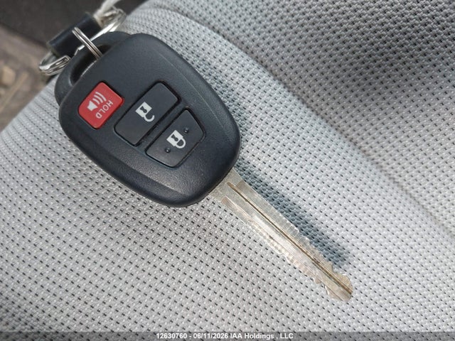 12630760 :رقم المزاد ، 7MUAAAAG8PV065288 vin ، 2023 Toyota Corolla Cross L مزاد بيع