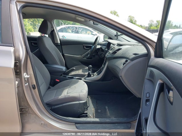 5NPDH4AE5FH578795 Hyundai Elantra Se/sport/limited
