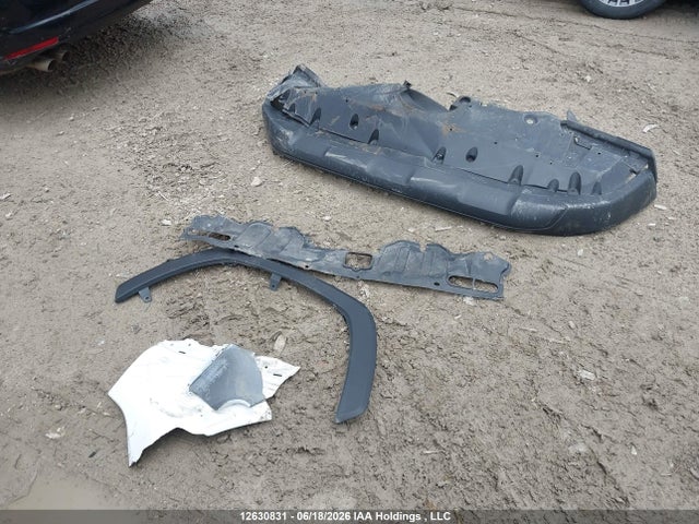 2T3B1RFVXPC358811 Toyota RAV4 LE