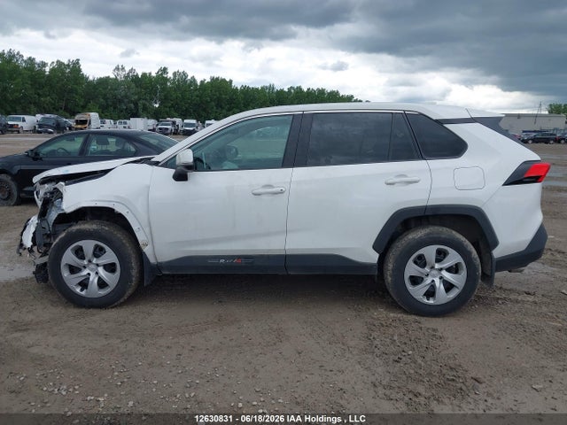 2T3B1RFVXPC358811 Toyota RAV4 LE
