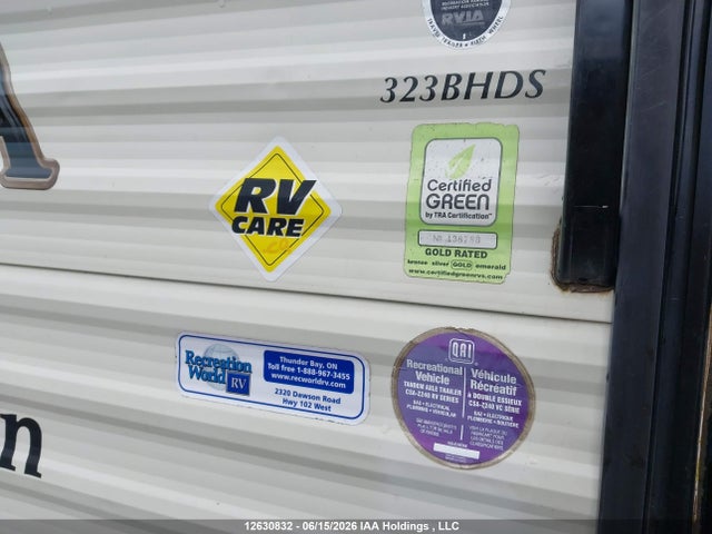 12630832 :رقم المزاد ، 5ZT2CAX8XFT006679 vin ، 2015 Coachmen Catalina مزاد بيع