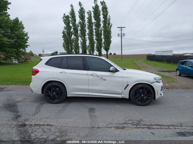 BMW X3 M40i 2018 5UXTS3C54J0Y95038 Image 12