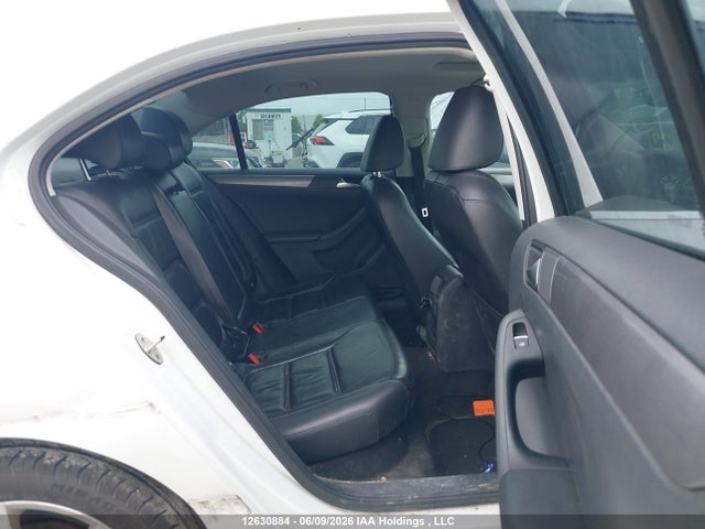 3VWL07AJ3GM418568 Volkswagen Jetta Sel/sel Premium