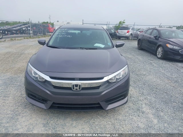 Продажа на аукционе авто 2017 Honda Civic Lx, vin: 2HGFC2F53HH020770, номер лота: 12630916