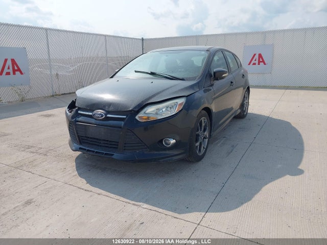 Ford FOCUS SE 2014 1FADP3K26EL384116 Image 2