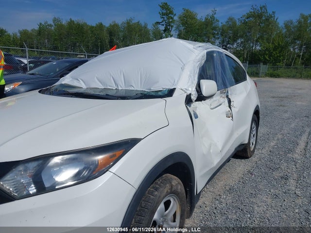 2017 Honda Hr-v Lx მანქანა იყიდება აუქციონზე, vin: 3CZRU6H32HM102089, აუქციონის ნომერი: 12630945