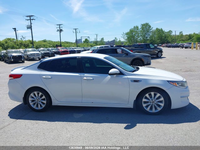 Продажа на аукционе авто 2017 Kia Optima Lx, vin: 5XXGT4L31HG142371, номер лота: 12630949