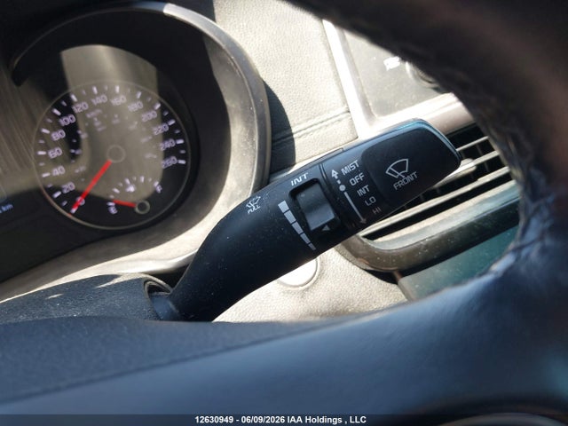 Продажа на аукционе авто 2017 Kia Optima Lx, vin: 5XXGT4L31HG142371, номер лота: 12630949