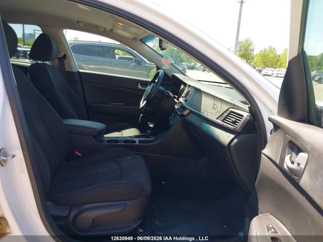 Продажа на аукционе авто 2017 Kia Optima Lx, vin: 5XXGT4L31HG142371, номер лота: 12630949