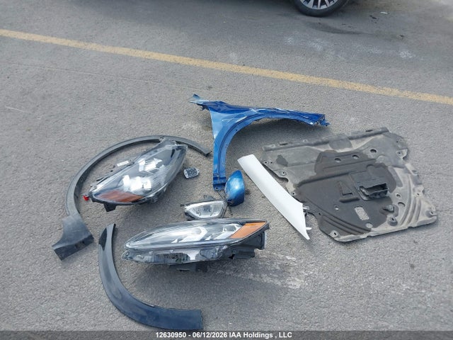 2022 Ford Escape Titanium მანქანა იყიდება აუქციონზე, vin: 1FMCU9J96NUB75352, აუქციონის ნომერი: 12630950