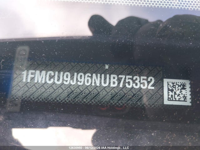 2022 Ford Escape Titanium მანქანა იყიდება აუქციონზე, vin: 1FMCU9J96NUB75352, აუქციონის ნომერი: 12630950