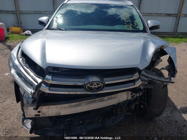 Aukcja sprzedaży 2017 Toyota Highlander Se/xle, vin: 5TDJZRFH3HS403846, numer aukcji: 12631009