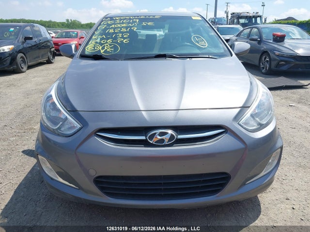 12631019 :رقم المزاد ، KMHCT4AE9HU182819 vin ، 2017 Hyundai Accent Se مزاد بيع
