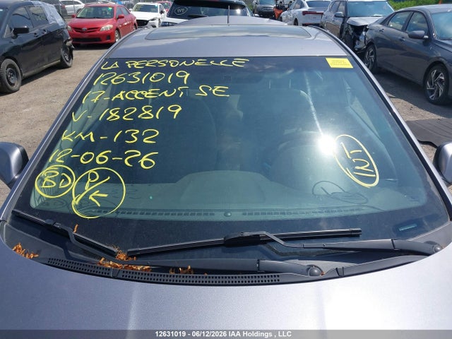 12631019 :رقم المزاد ، KMHCT4AE9HU182819 vin ، 2017 Hyundai Accent Se مزاد بيع