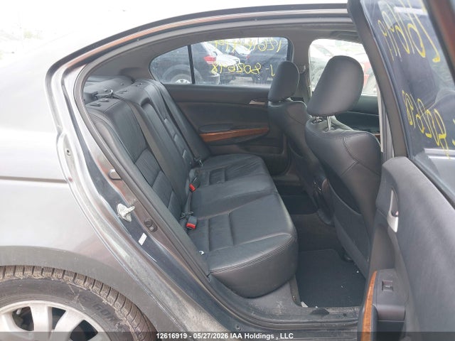 Auction sale of the 2012 Honda Accord Sedan, vin: 1HGCP2F88CA802698, lot number: 12616919