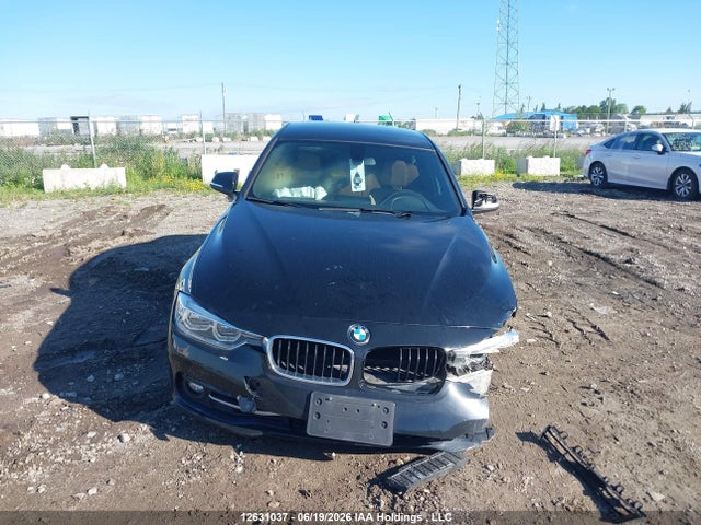 BMW 330i Xdrive 2018 WBA8D9C57JEB35631 Image 11
